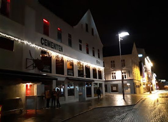 norway/stavanger/bar/cementen