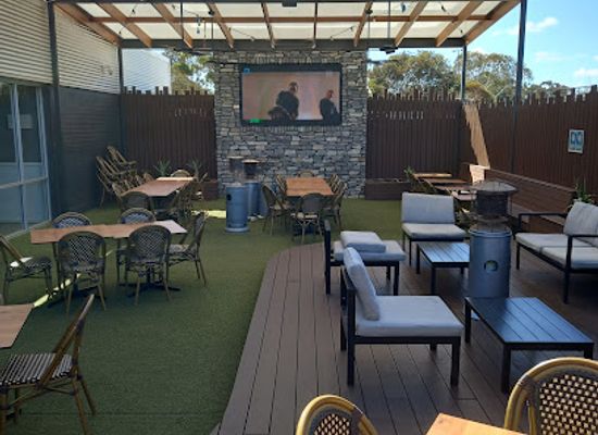 australia/southern-western-australia/bar/roxby-downs-tavern