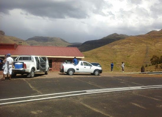 lesotho/qacha-s-nek/bar/maluti-view-liqour-store