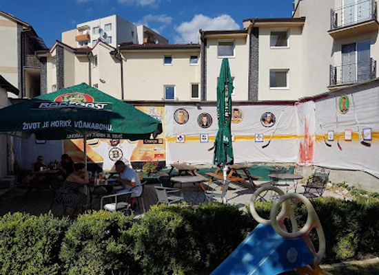 slovakia/trencin-region/bar/pub-arena
