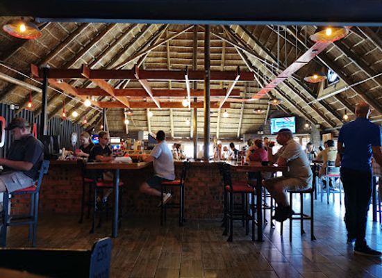 south-africa/free-state/bar/red-oak-bar-lounge-langenhovenpark