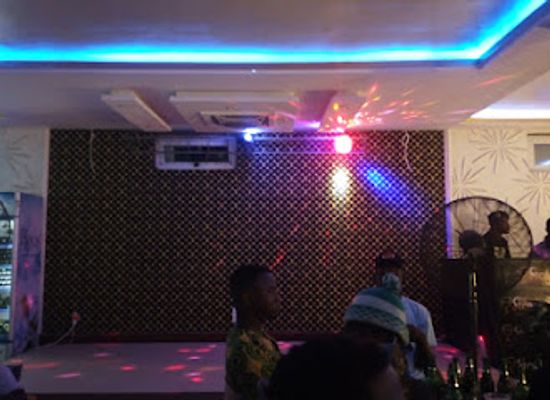 benin/cotonou/akpakpa/bar/story-lounge-bar-restaurant