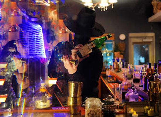 ohio/akron/downtown-akron/bar/baxter-s-speakeasy