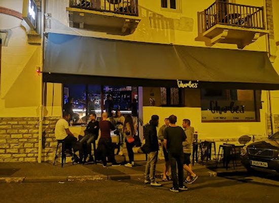france/pays-basque/bar/charlie-s-bar