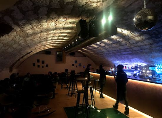 switzerland/solothurn/bar/fryhof