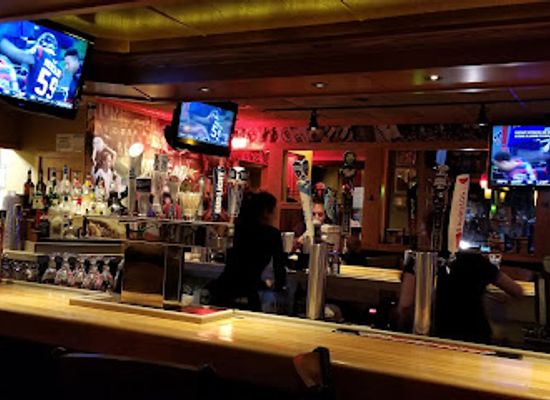 connecticut/the-quiet-corner/bar/applebee-s-grill-bar