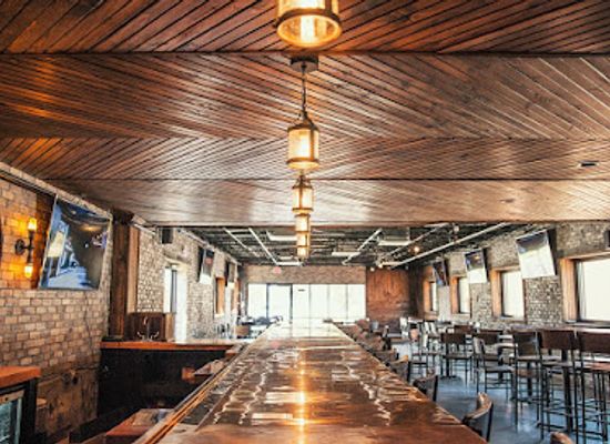 texas/lubbock/overton/bar/savage-tavern