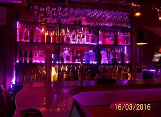 madagascar/antananarivo/antananarivo-city-center/bar/mojo-bar-tana