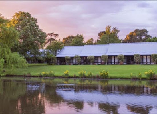 australia/southern-highlands/bar/briars-country-lodge-motel