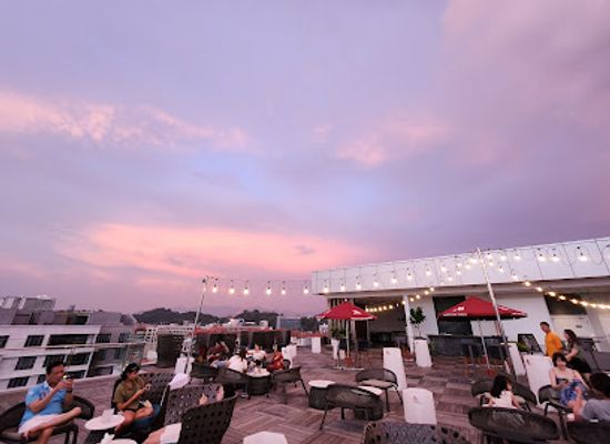 malaysia/kota-kinabalu/downtown-kota-kinabalu/bar/stylo-rooftop-bar-terrace