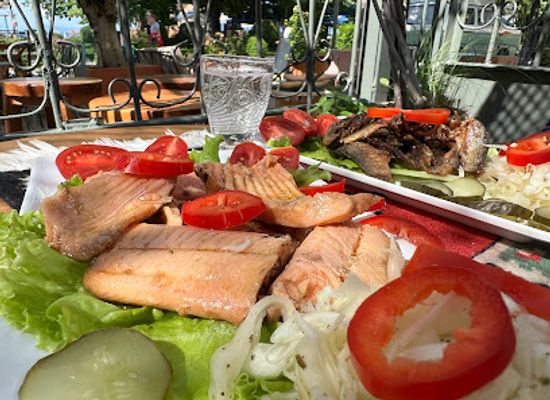 albania/pogradec-region/bar/kafene