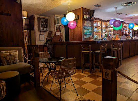 spain/zaragoza/casco-historico/bar/umalas-bar