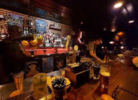 australia/canberra/parliamentary-triangle/bar/blackbird-bar