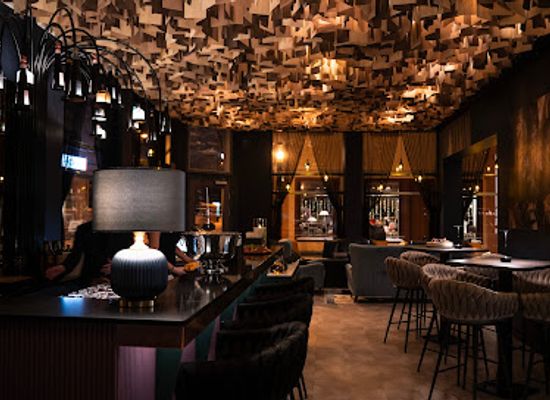 estonia/parnumaa/bar/como-wine-bar-shop