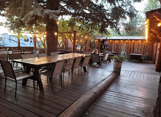montana/flathead-lake/bar/east-shore-smoke-house