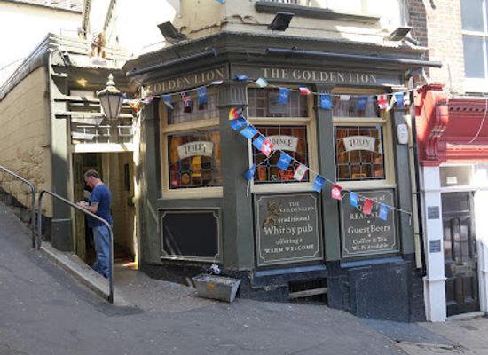 united-kingdom/whitby/bar/the-golden-lion