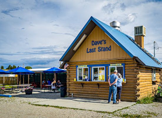 wyoming/sublette-county/bar/dave-s-last-stand