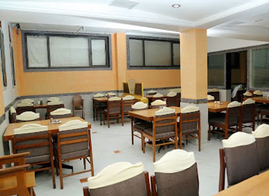 india/coromandel-coast/bar/surguru-veg-restaurant