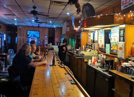 illinois/driftless-area/bar/jerod-s-bar-grill