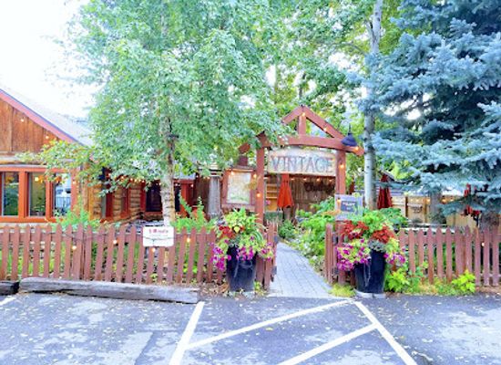 idaho/sun-valley/bar/vintage