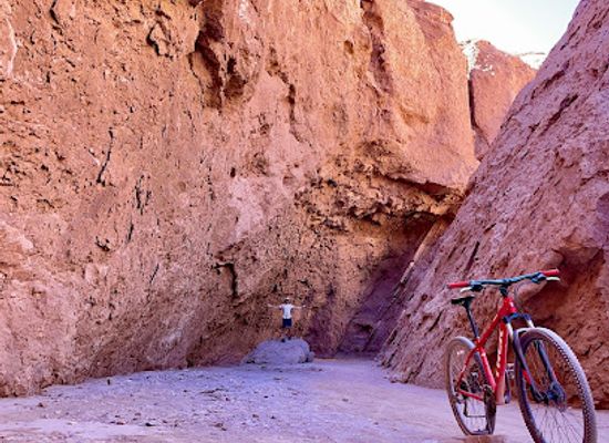 chile/atacama-desert/bar/devil-s-throat