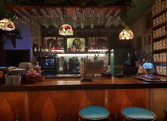 turkiye/ionia/bar/peperi