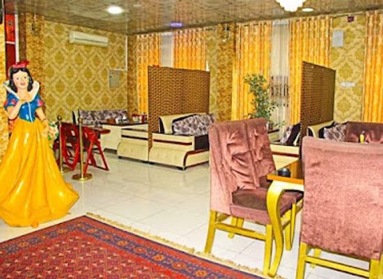 afghanistan/bactria/bar/restaurant-mazar-darbar