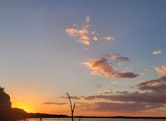 kansas/northwest-kansas/bar/cedar-bluff-reservoir