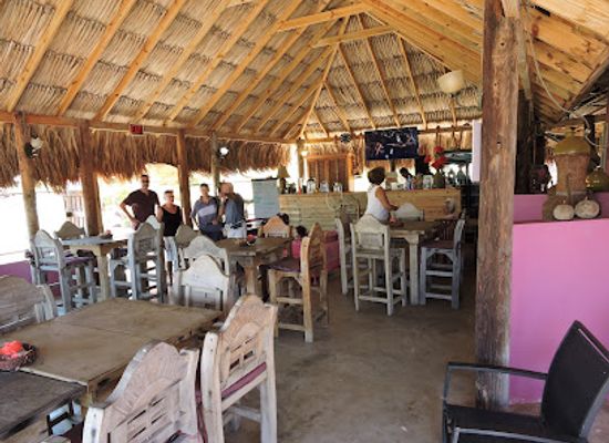 curacao/playa-kenepa/bar/shelterrock-paradise