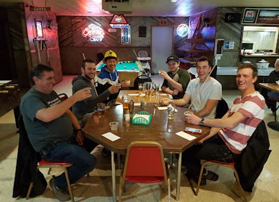north-dakota/red-river-valley/bar/sarles-bar