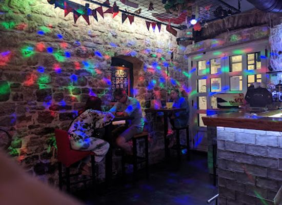 croatia/split/varos/bar/charlie-s-bar