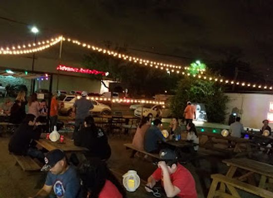 texas/laredo/bar/frontera-beer-and-wine-garden