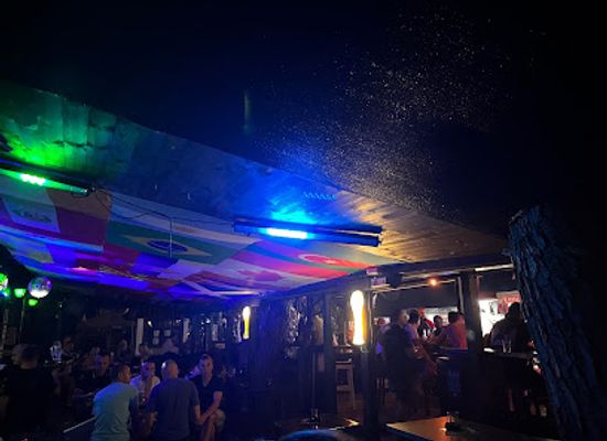 montenegro/herceg-novi/bar/giardino-pub