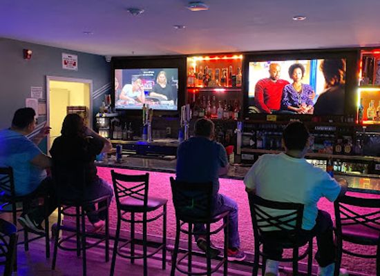 california/imperial-valley/bar/the-phoenix-bar