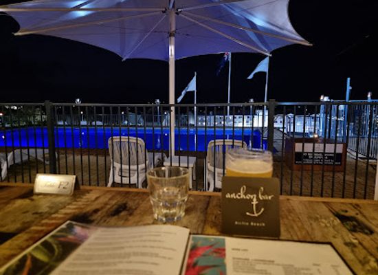australia/the-whitsundays/bar/anchor-bar