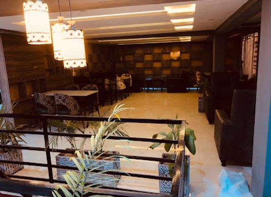 pakistan/azad-jammu-and-kashmir/bar/the-ancient-sip-cafe-restaurant-best-restaurant-in-rawalakot