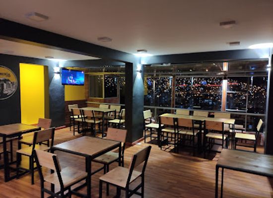 bolivia/yungas-road/bar/la-birreria-pub