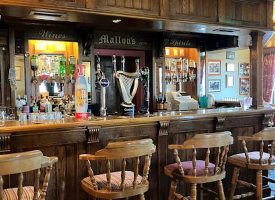 united-kingdom/antrim/bar/mallons-bar