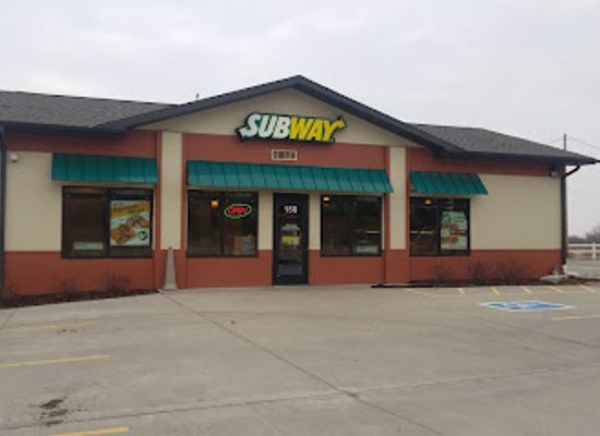 nebraska/eugene-t-mahoney-state-park/bar/subway
