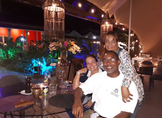 sint-maarten/oyster-pond/bar/soggy-dollar-bar