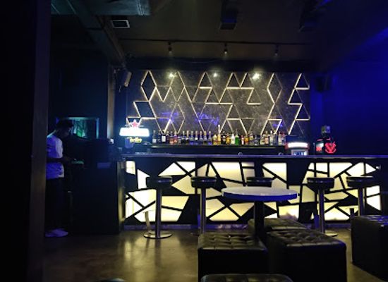 indonesia/bandung/bar/bang-bang-kitchen-soju-bar