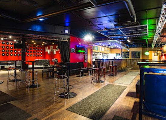 finland/kainuu/bar/peevee-bar-oy