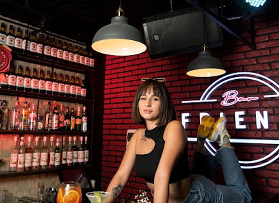 kazakhstan/aktau/bar/grani-cocktail-bar