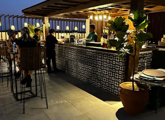 philippines/ilocos-region/bar/heritage-sky-bar