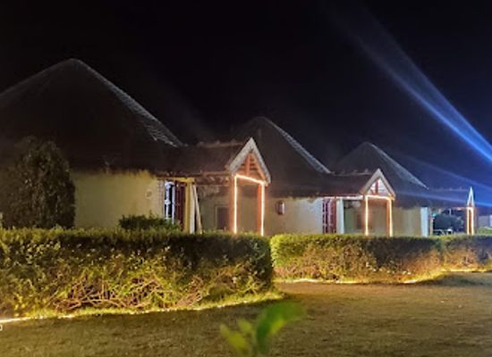 india/kutch/bar/rann-village-resort