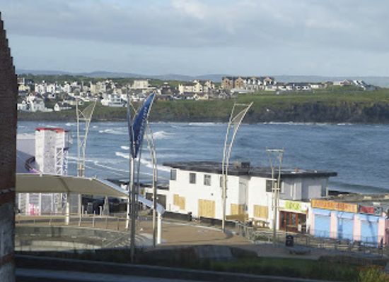 ireland/causeway-coastal-route/bar/the-harbour-bar