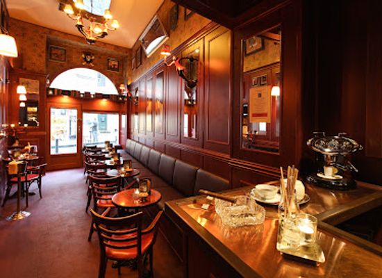 czechia/central-bohemia/bar/tynska-bar-and-books