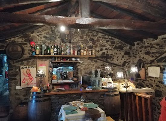 portugal/serra-da-lousa/bar/ti-lena