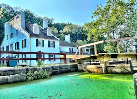 maryland/capital-region/bar/great-falls-tavern-visitor-center