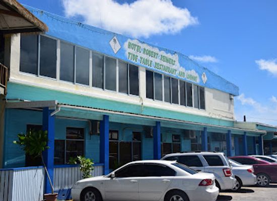 marshall-islands/aur-atoll/bar/tide-table-restaurant-lounge